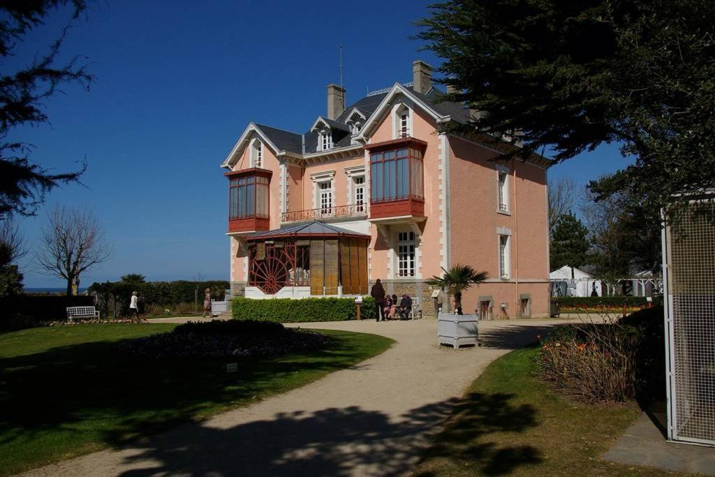 La Boussole Centre Station Proche Agon-Coutainville